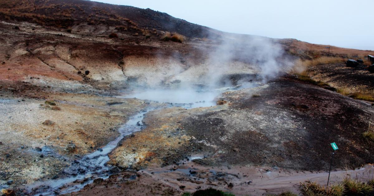 The swarm of earthquakes continues in Iceland