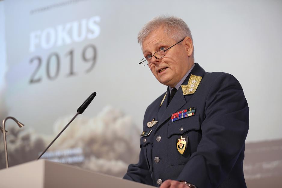 Sjefen for Forsvarets etterretningstjeneste, generalløytnant Morten Haga Lunde, la frem trusselrapporten Fokus 2019 i dag. Russisk oppbygging i nord, både militært og sivilt, kommer til å fortsette, heter det blant annet i rapporten. (Foto: Torbjørn Kjosvold/Forsvaret).