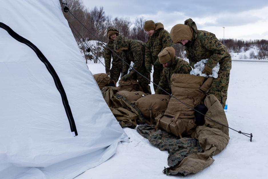 Marines Purchase Additional Extreme Cold Weather Gear Using