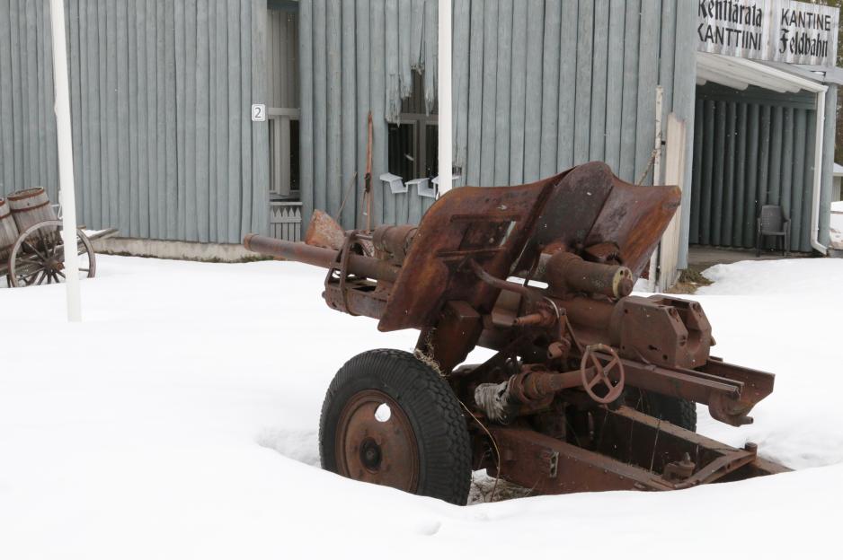 En krig slik Russland fører mot Ukraina savner historiske referanser, selv om Finlands krig mot Russland, vinterkrigen, fortsatt preger debatten i Finland. (Foto: Arne O. Holm) Vinterkrigen