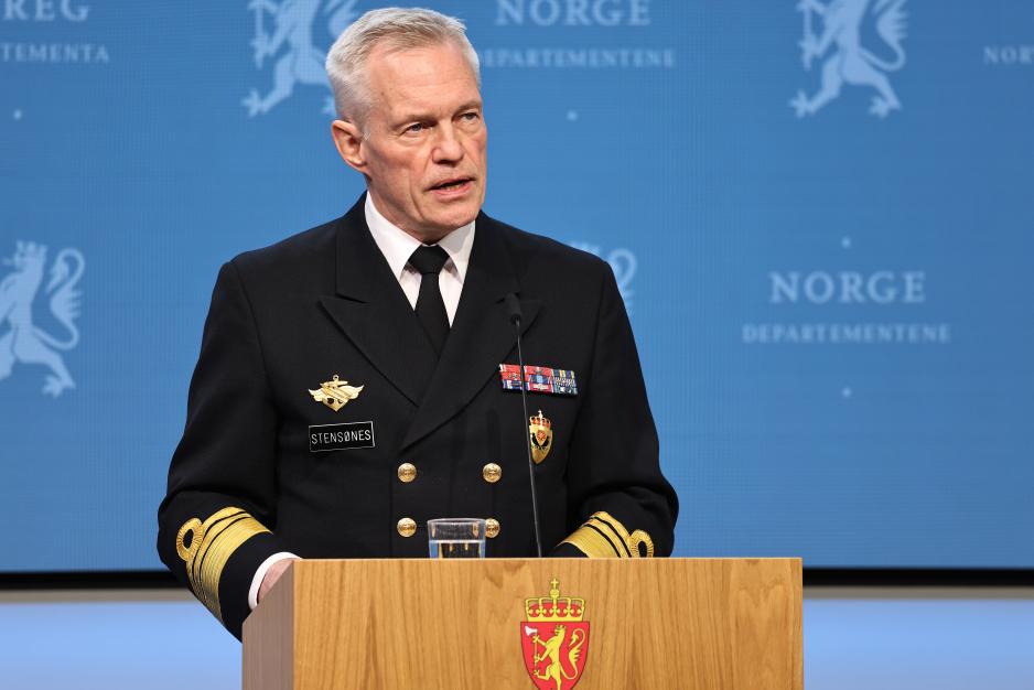 Sjef Etterettninstjenesten Viseadmiral Nils Andreas Stensønes