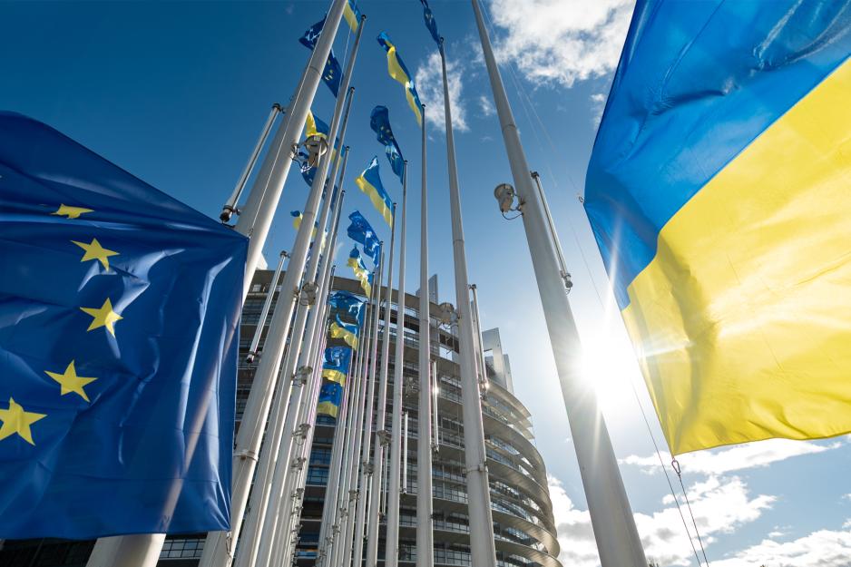 EU and Ukraine flags
