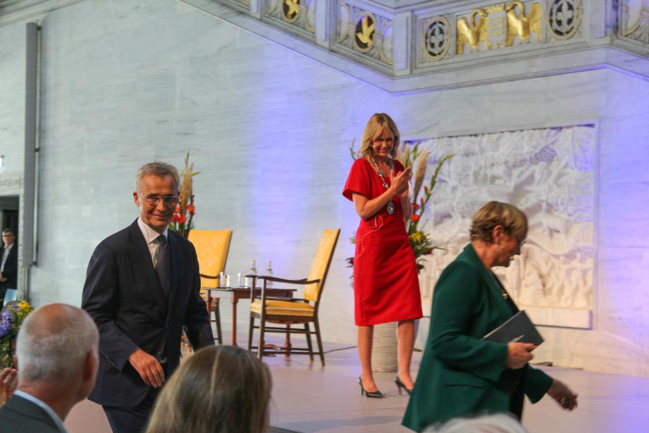 Jens Stoltenberg, Anne Lindboe og Kate Hansen Bundt, Oslo rådhus Jens Stoltenberg, Anne Lindboe og Kate Hansen Bundt, Oslo rådhus