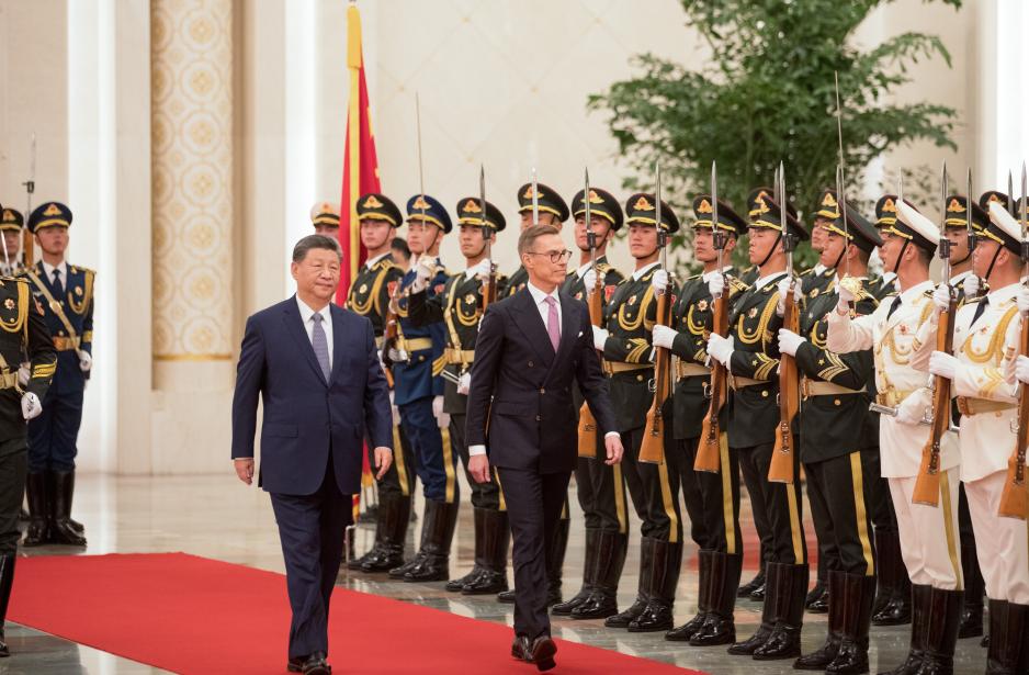 President Alexander Stubb inspecting the Guard of honour together with President of China Xi Jinping during the official welcome ceremony in Beijing on 29 October 2024. Xi Jinping og Alexander Stubb