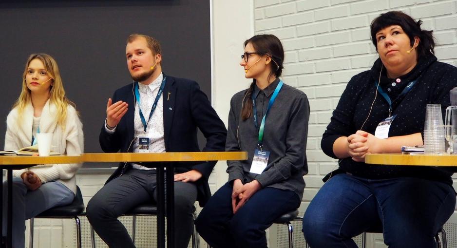 Aleksandra Seljeseth (17), Tim Andersson (24), Zhanna Guzenko (27) and Marit Egholm Jacobsen (35) participated in the “Talking Barents – Growth in the Barents region” debate during this year’s High North Dialogue. (Photo: Christine Karijord)