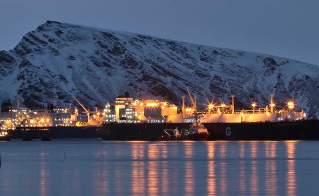 Four LNG carriers transferring natural gas off the coast of Honningsvåg. (Source: Courtesy of Roar Jensen on Shipspotting.com) Four LNG carriers transferring natural gas off the coast of Honningsvåg